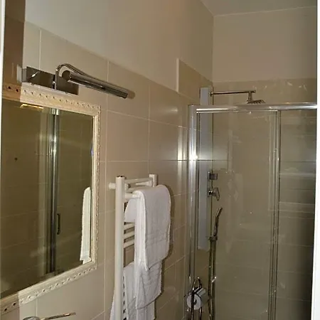 Bed & Breakfast L'opera 3*